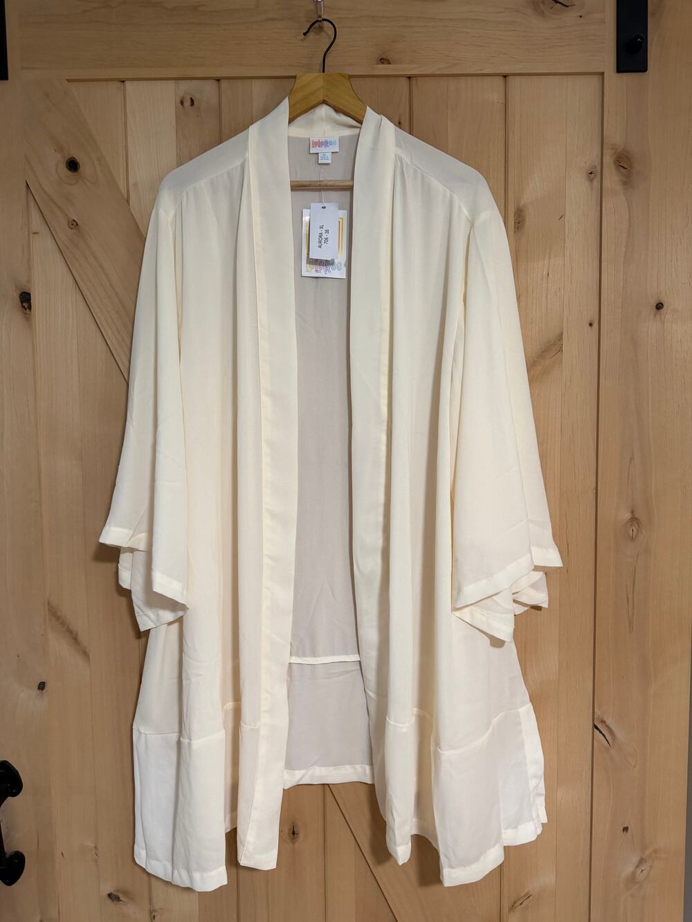 Lularoe | NWT Aurora Bell Sleeve Kimono Light Cream | Size XL (16-18)